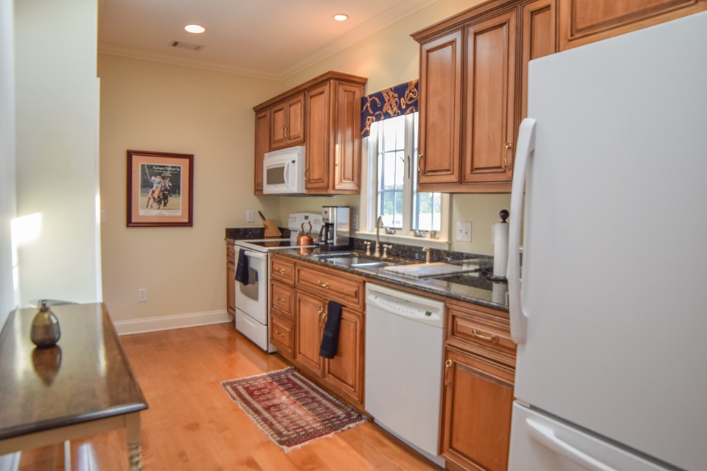 Sold 491 Burkelo Road, Wagener, SC 29164 5 Beds / 5 Full Baths / 1