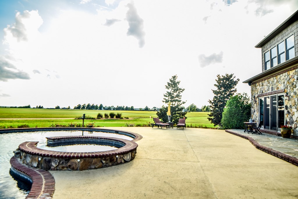 Sold 491 Burkelo Road, Wagener, SC 29164 5 Beds / 5 Full Baths / 1